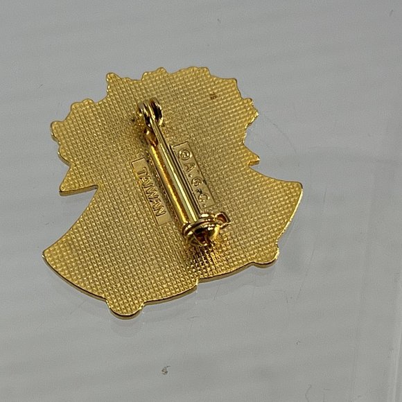 Vintage AGC Christmas Bells Brooch Pin Gold Tone Metal Red Green Enamel Holiday - Picture 2 of 5